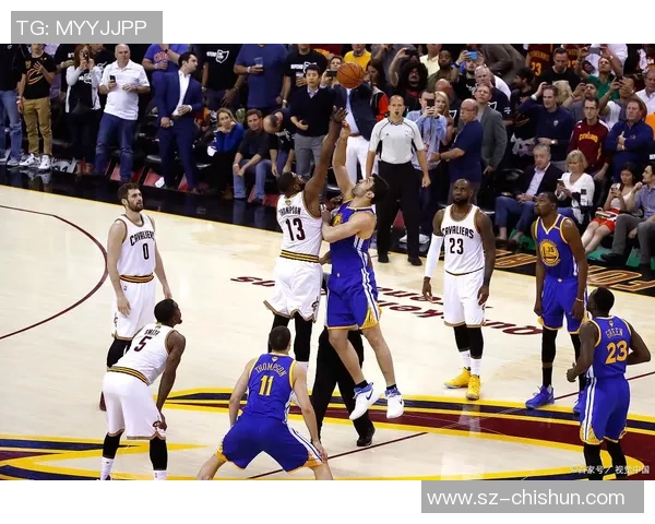 2016年NBA总决赛第四场勇士对决骑士精彩回放与赛后分析